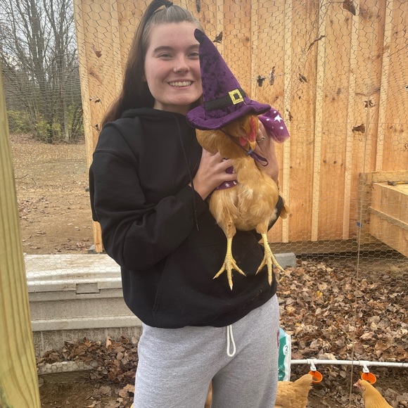 Meet your Posher, Kyla - Picture 1 of 1